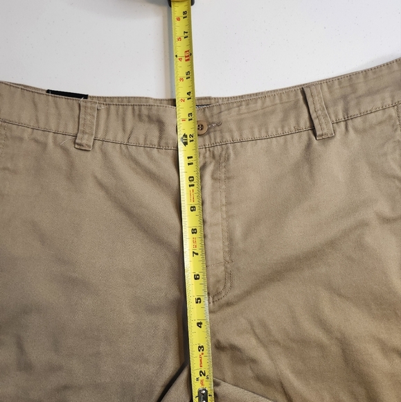 Metal Mulisha Mens Beige Flat Front Shorts 10" Size 44 Casual Embroidered Logo - Picture 9 of 12